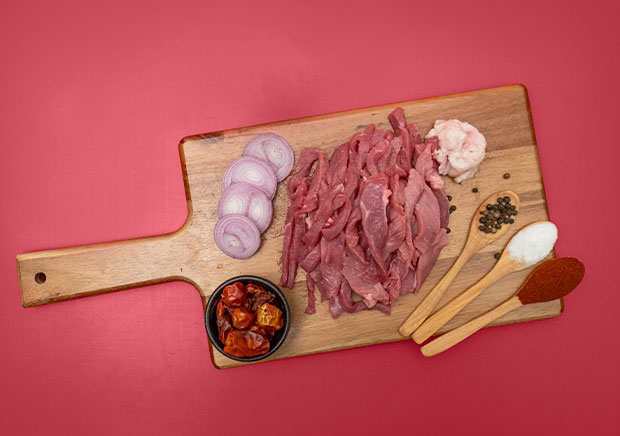 شاورما لحم بالتتبيلة اللبنانية